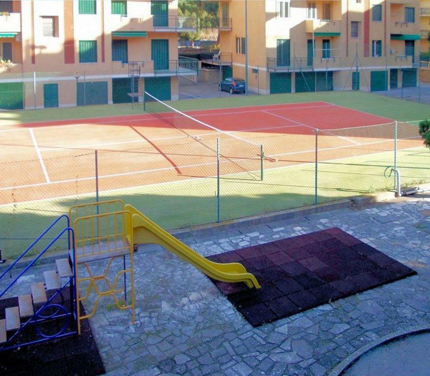 Milanomare Pietra Ligure Exterior foto